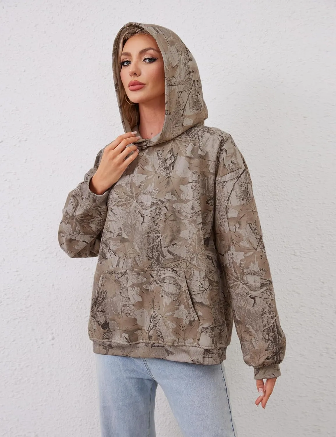 Camo Hoodie for Men Women Oversized Fleece Maple Leaf Hooded Sweatshirt Graphic Print Pullover Hoodies with Pocket