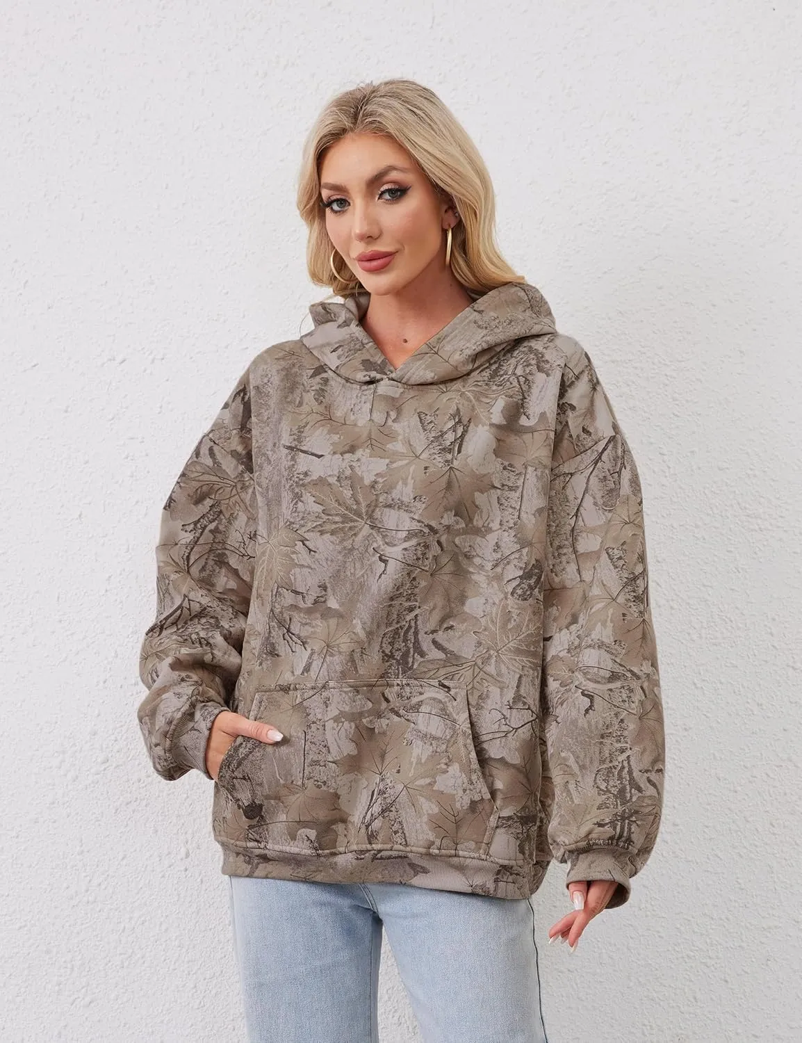 Camo Hoodie for Men Women Oversized Fleece Maple Leaf Hooded Sweatshirt Graphic Print Pullover Hoodies with Pocket