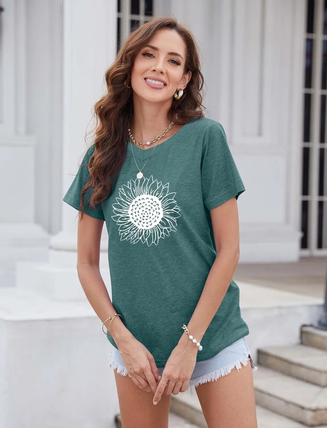 EADINVE Women's Summer Short Sleeve Cute Sunflower Graphic Printed Tee Vintage T Shirt Cotton Tops Novelty Cool Shirts