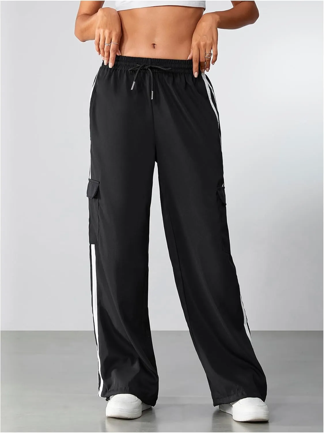 SOLY HUX Women's Cargo Sweatpants Wide Leg Baggy Parachute Pants Y2K High Waisted Track Pants Streetwear